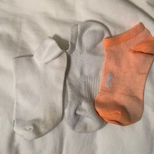 3 Random Socks